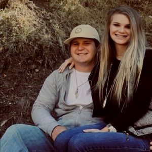 Meet your Posher, Joely